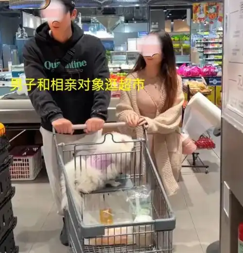 回顾男子和相亲女逛超市,亲眼目睹女子拿6个榴莲,转身默默离开