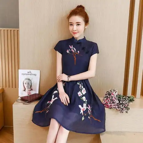 一件搞定全身的连衣裙,小仙女们少不了的单品,惊艳四座