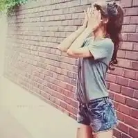 谁有下半身的女头像要清新一点的