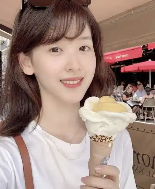 jk头像女生真实章泽天