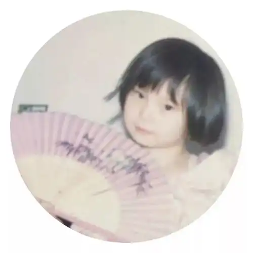 她画下绝美国风海报,从暗黑少女到手艺人,这位水墨女神靠的不止是才华