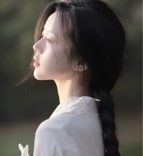 真人女生头像你是我三十九度的风,风一般的梦