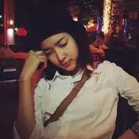 清纯头像女生唯美男人何必太花心,终究只有一颗心