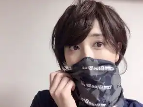 美女出海钓鱼,美丽身姿亮瞎眼