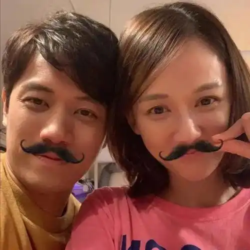 陈乔恩度假照宛若18岁,霍建华遗憾错过,艾伦才是她的真爱