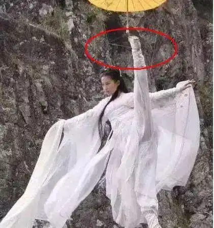 搞笑奇葩的穿帮的穿帮镜头,让人开怀一笑