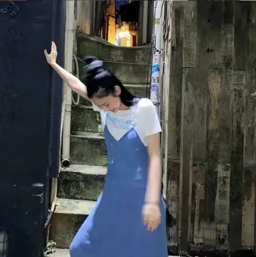 jennie金智妮ins发布最新照片,日常照也很漂亮,满满的少女心