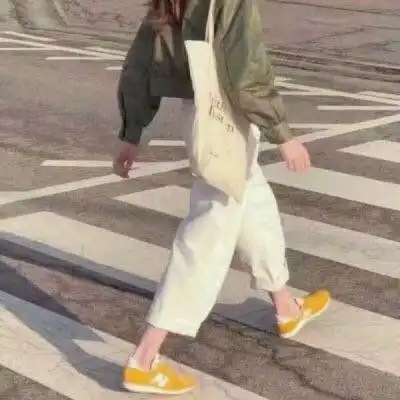 精选个性半身女生头像