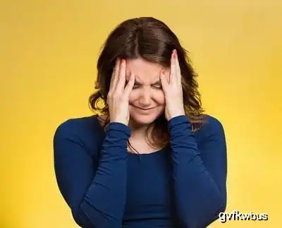 你的症状可能是隐性更年期现象,这4条策略,帮你调理过来