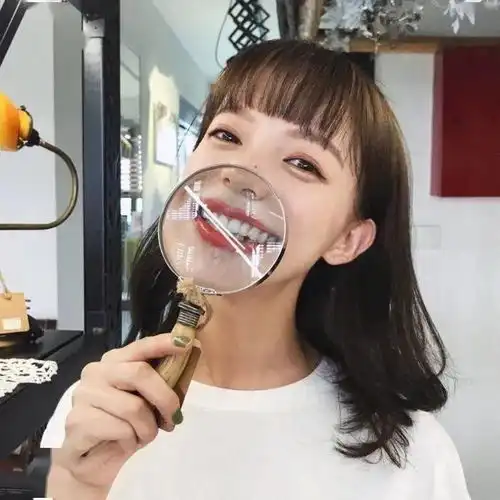 头像曾经以为是自己不够好,后来才发现是你没眼光