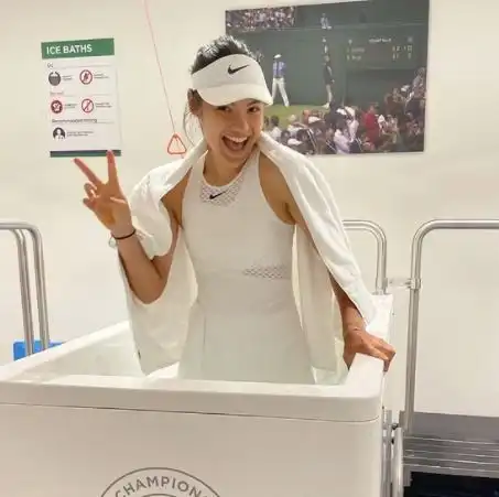 华裔天才少女一黑到底拿下美网冠军,商业价值即将爆棚