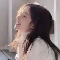 头像侧面侧面女生清新自然头像