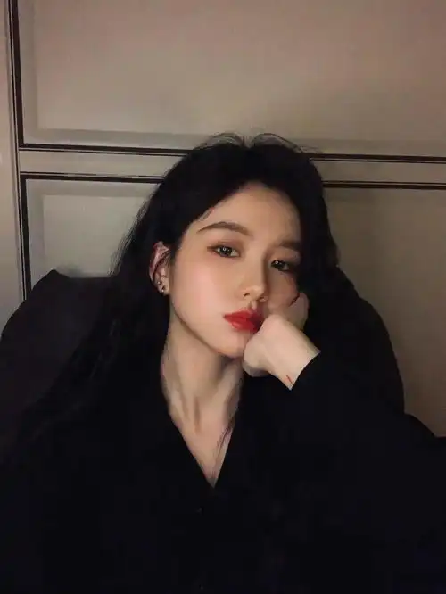 女生头像高级又拽又撩