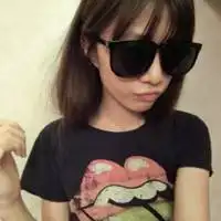 女生头像阳光干净正面太