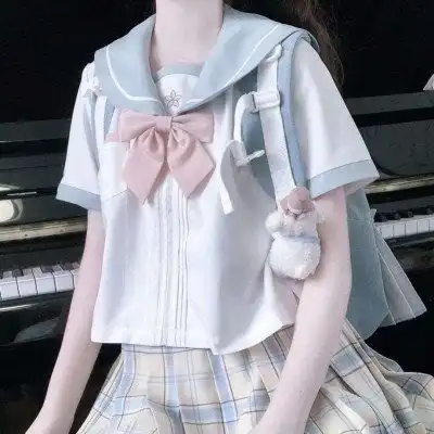 部位女生头像,原谅我留住你的人却没留住你的心