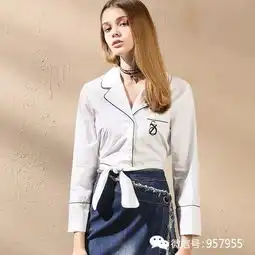 层次肌理分明,有效增添裙子的飘逸动感