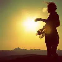 夕阳唯美女生微信图像49