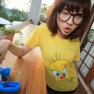 找带眼镜的女生头像