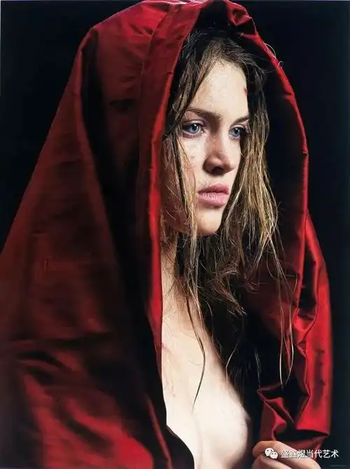 找一个优秀的当代德国超写实艺术家不容易,菲利普韦伯算一个