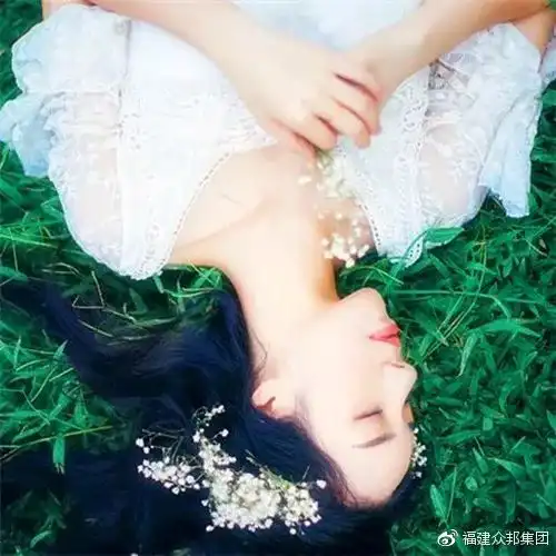 与其和水象星座的女生说情话,不如帮她
