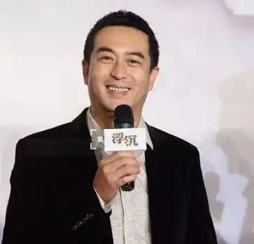 大叔成熟稳重头像