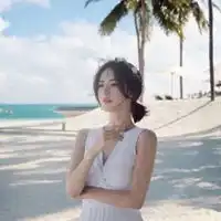 沙滩唯美图片女生头像阳光女生沙滩唯美头像