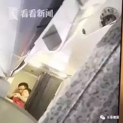 2岁女童炕上掉进开水锅,男子用钢笔劫持飞机