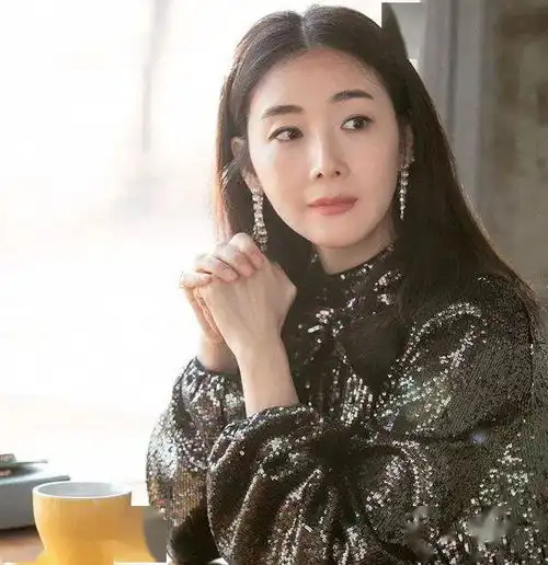 天国的阶梯45岁崔智友顺利产女,她的抗老脸是怎样炼成的