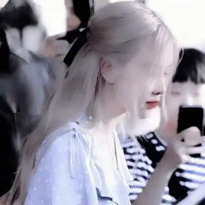 女生头像成熟气质唯美真