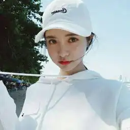 顾小九阳光照射着你,你多么美丽