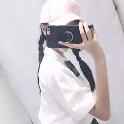 闺蜜基友头像馋了就吃,困了就睡,人间很值得,土味情话