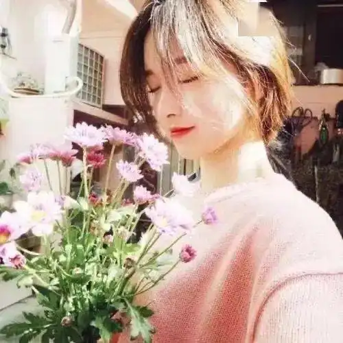 94年教师小姐姐,漂亮气质好愿余生遇到对的你