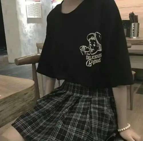 头像睡对了是爱情睡错了是合作愉快
