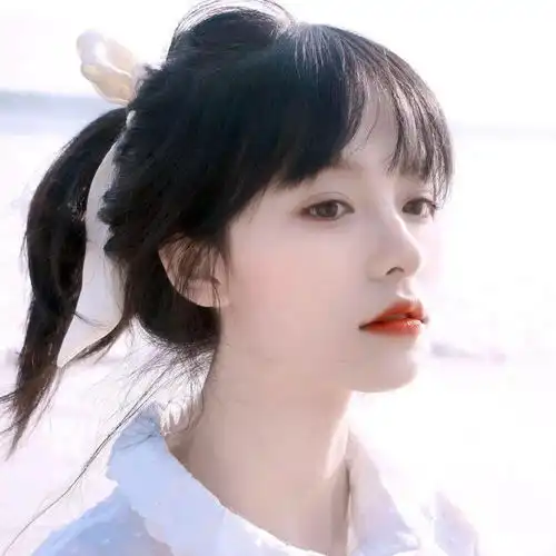 两个人在一起,对你深情的男人,相处时可能会小心翼翼