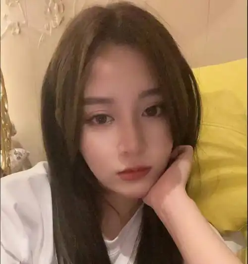 ks比赛惊现宝藏女主播,颜值高技术强,一句话逗得观众哄堂大笑