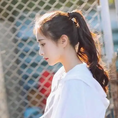 美女头像霸气侧颜动漫女