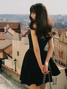 欧美头像女背着包奥运博