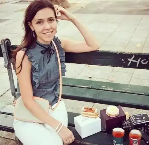 不设计房子,却设计蛋糕的建筑师