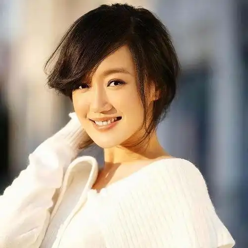 秀幸福的胡歌,戳穿了薛佳凝的悲惨处境,秦海璐的话终于有人信了