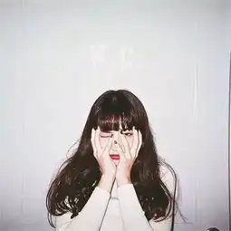 害羞女生的头像帽子