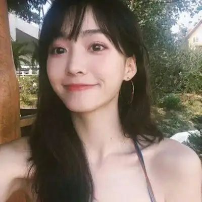 清爽气质头像女长发清新优雅气质女头像