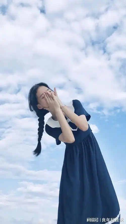 美女性感图片下载十万张高清美女壁纸下载