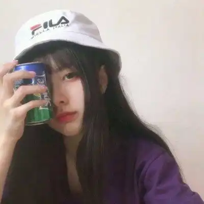 qq头像女生短发带帽qq个