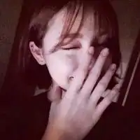 qq头像零檬精心找的.女生侧脸