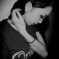 qq头像杂图女生