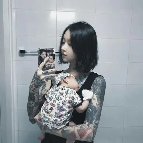 好喜欢这个纹身师linaahn超酷的妈妈