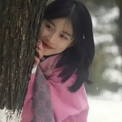 青春个性年轻女生头像真人