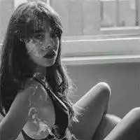 好看的美女头像快手黑白