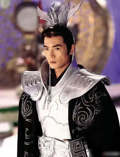 他是古装第一美男,爱妻顾家却被戴绿帽,为了女儿选择净身出户