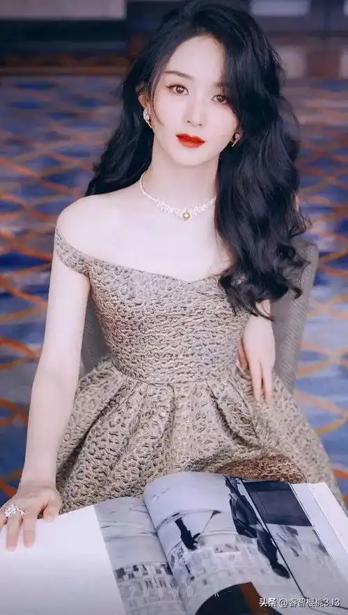 赵丽颖和刘亦菲谁的咖位和前景更好